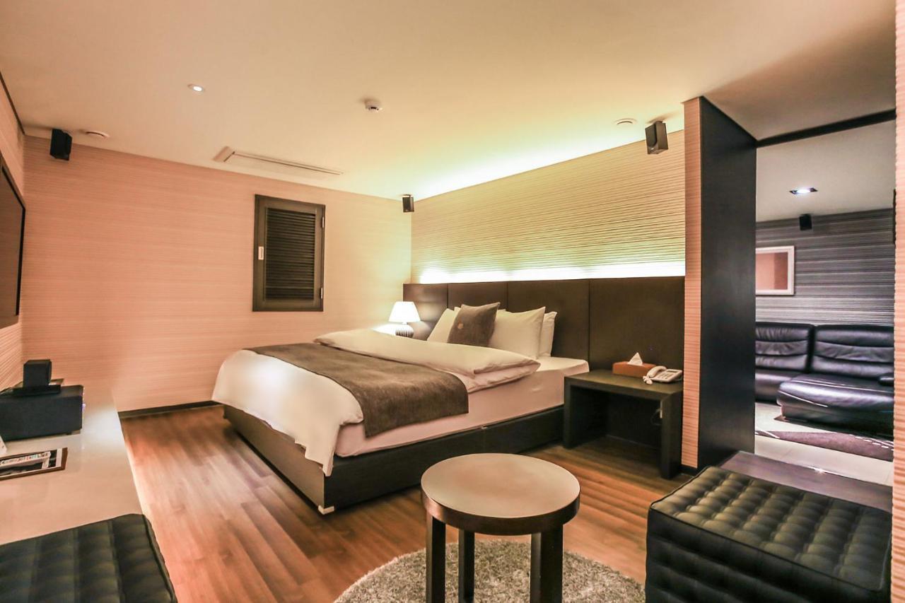 Jbis Hotel Uijeongbu Экстерьер фото