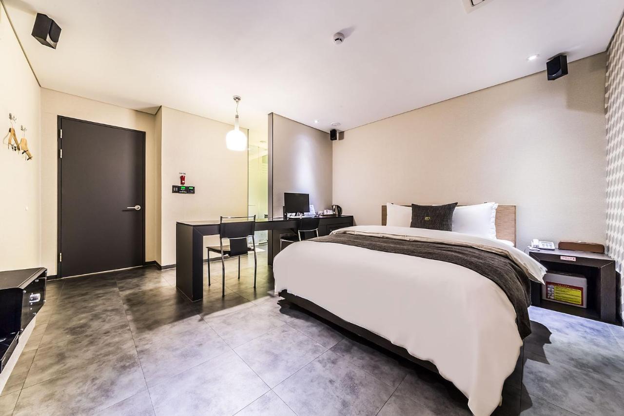 Jbis Hotel Uijeongbu Экстерьер фото
