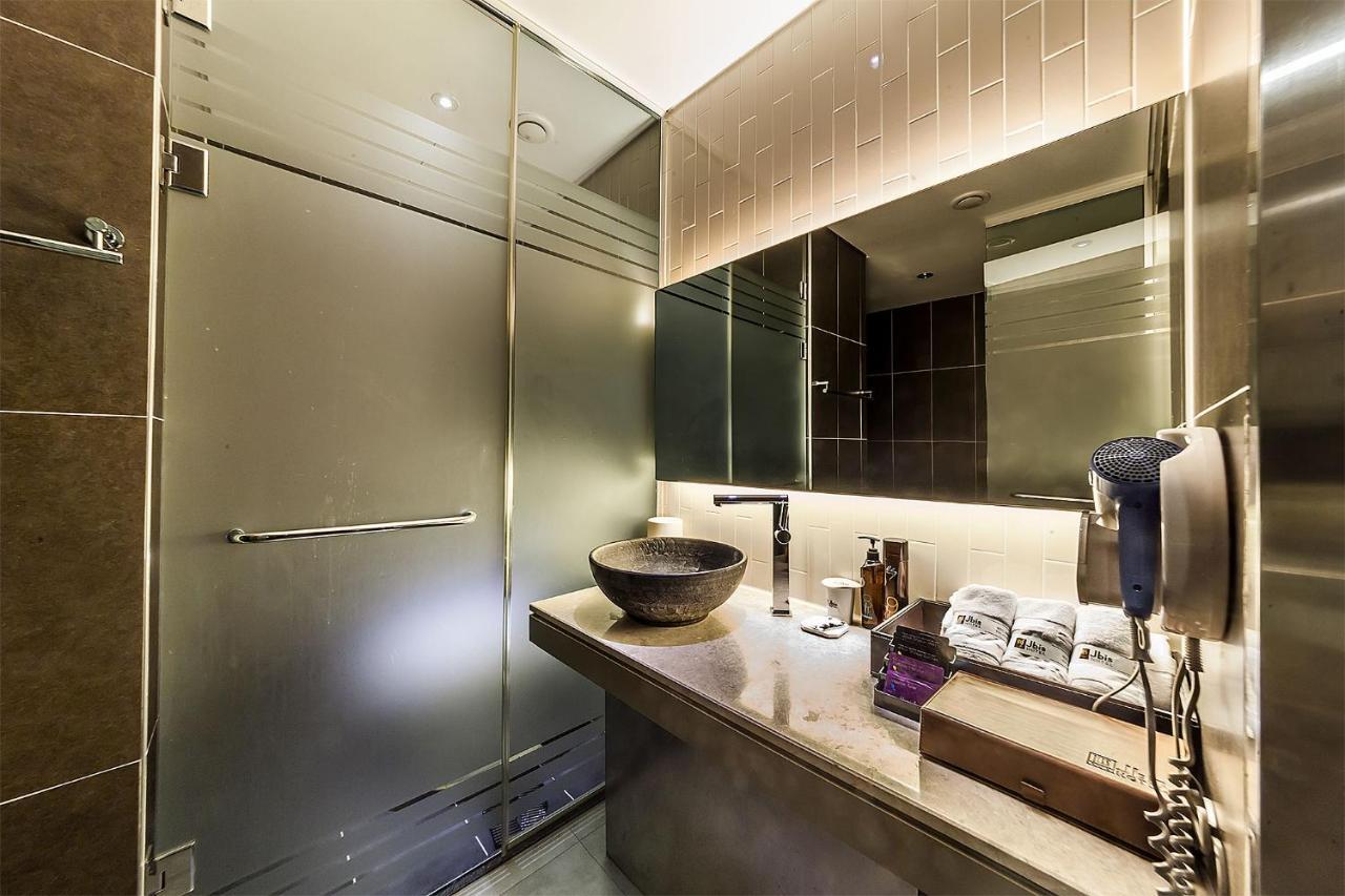 Jbis Hotel Uijeongbu Экстерьер фото