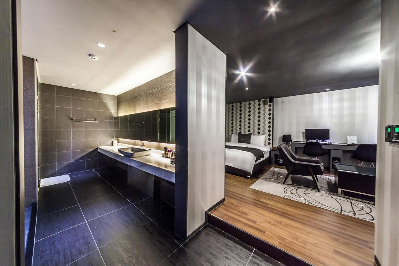 Jbis Hotel Uijeongbu Экстерьер фото